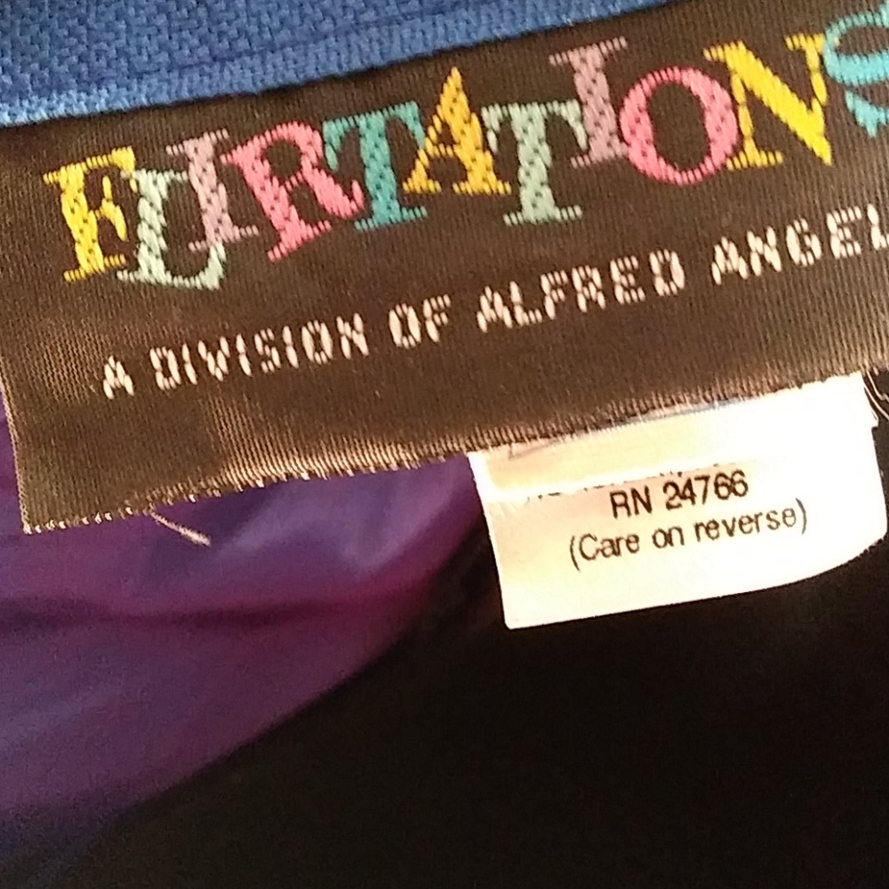 Flirtations - Picture 5 of 5